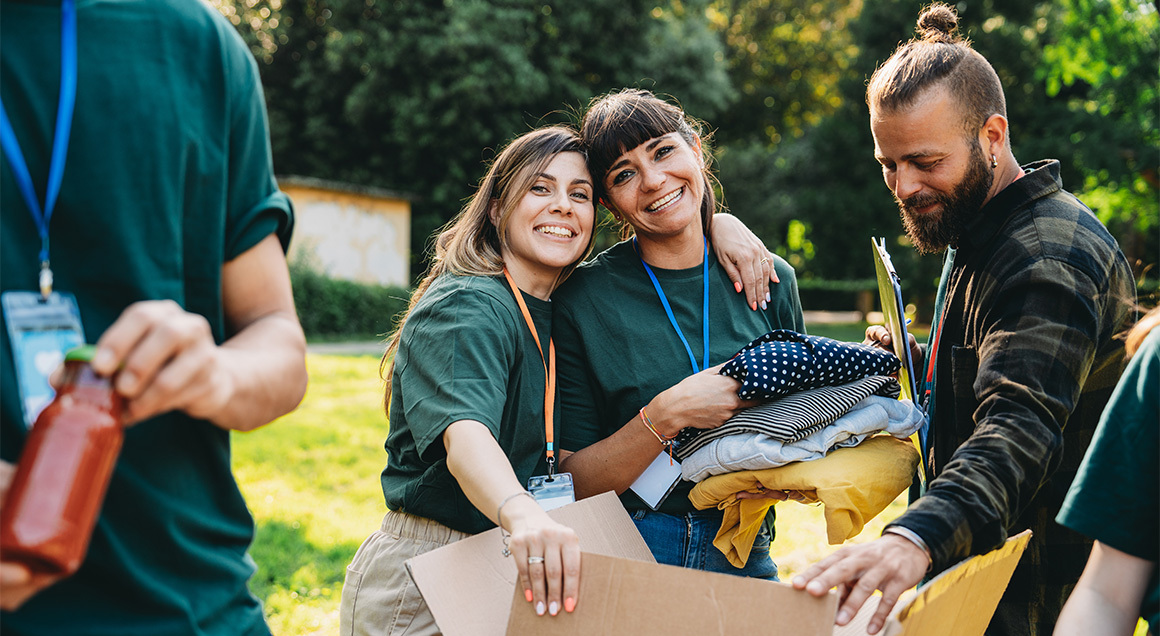I S Volunteers Donations